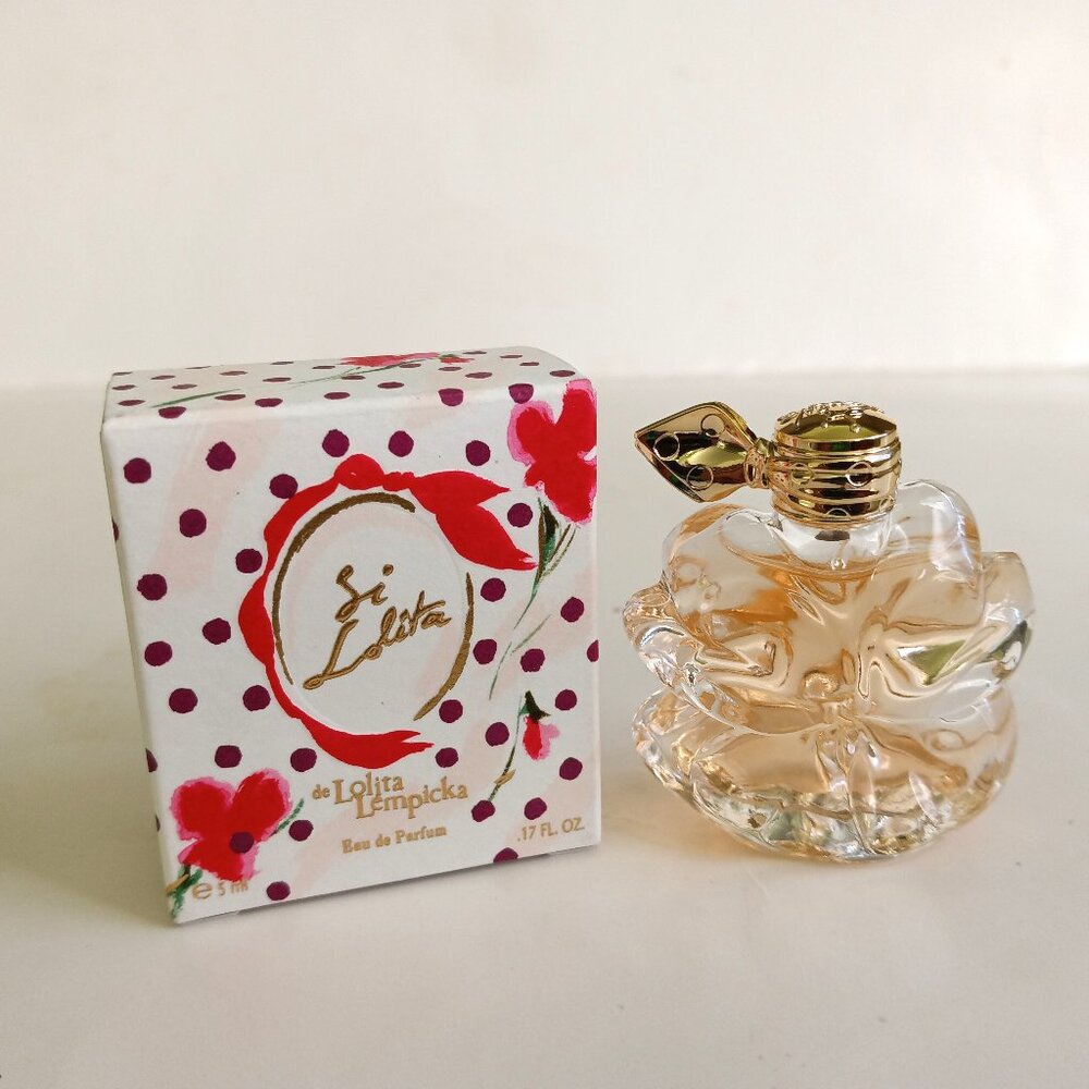 SI LOLITA by Lolita Lempicka Eau De Parfum - 5 ml